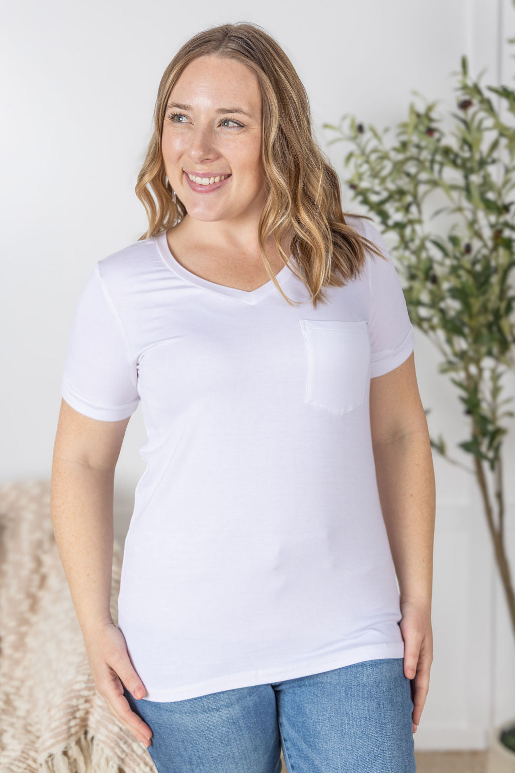 IN STOCK Sophie Pocket Tee - White | Women's Short Sleeve