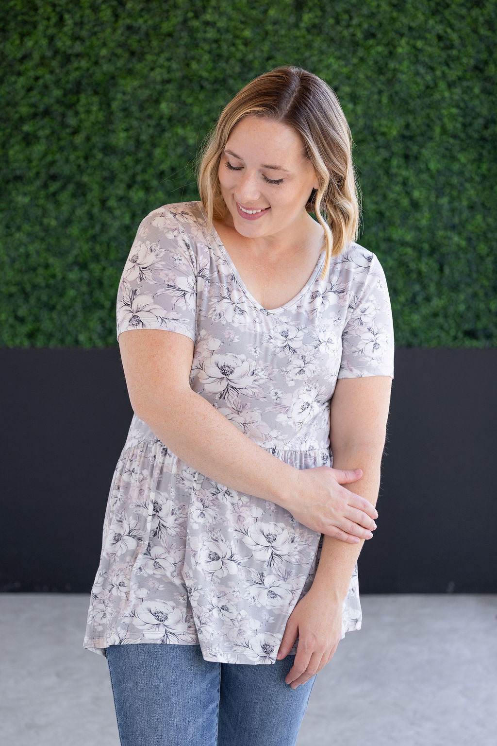 IN STOCK Sarah Ruffle Short Sleeve - Vintage Grey Floral