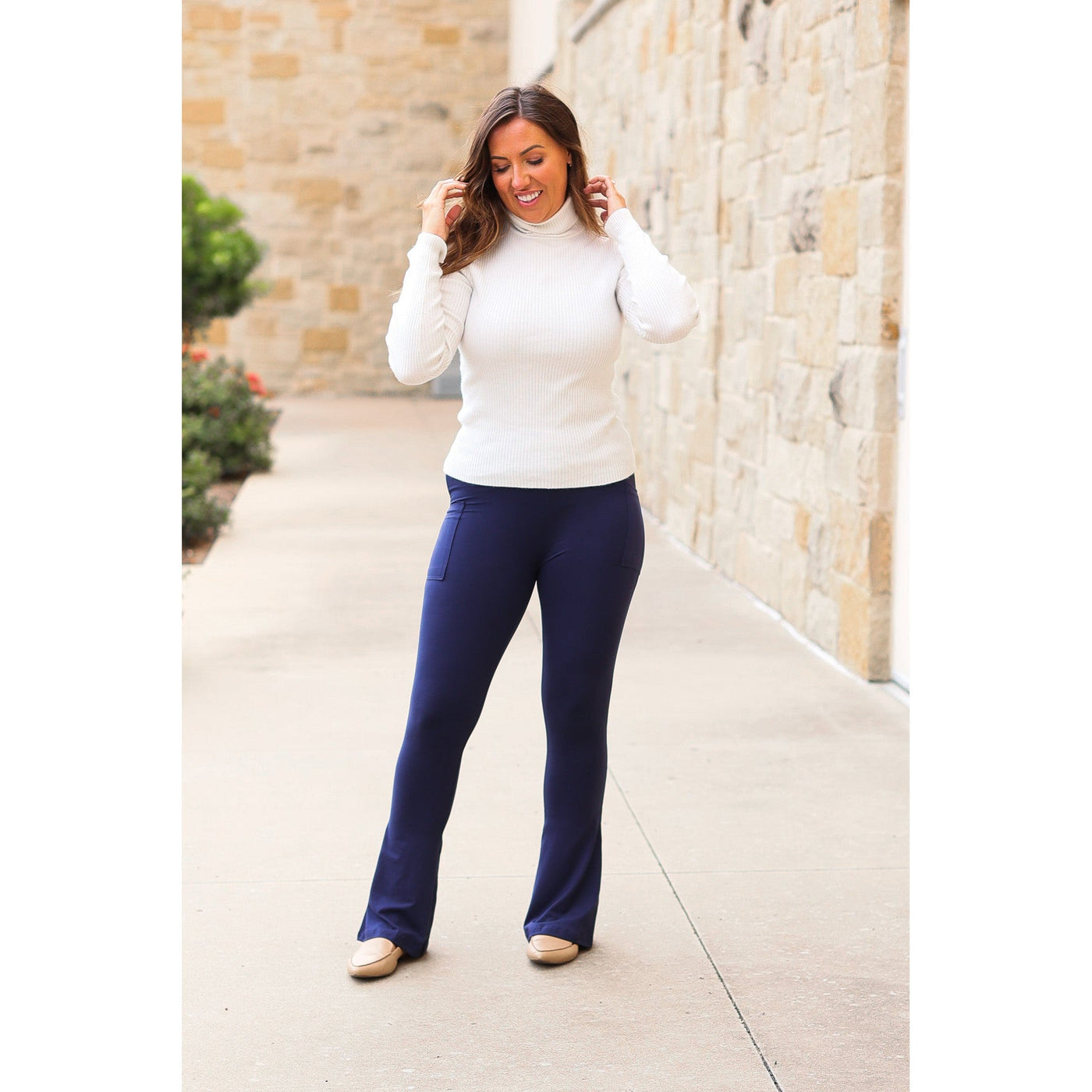 Ready to Ship | The Niko - Navy FLARE Leggings with Pocket