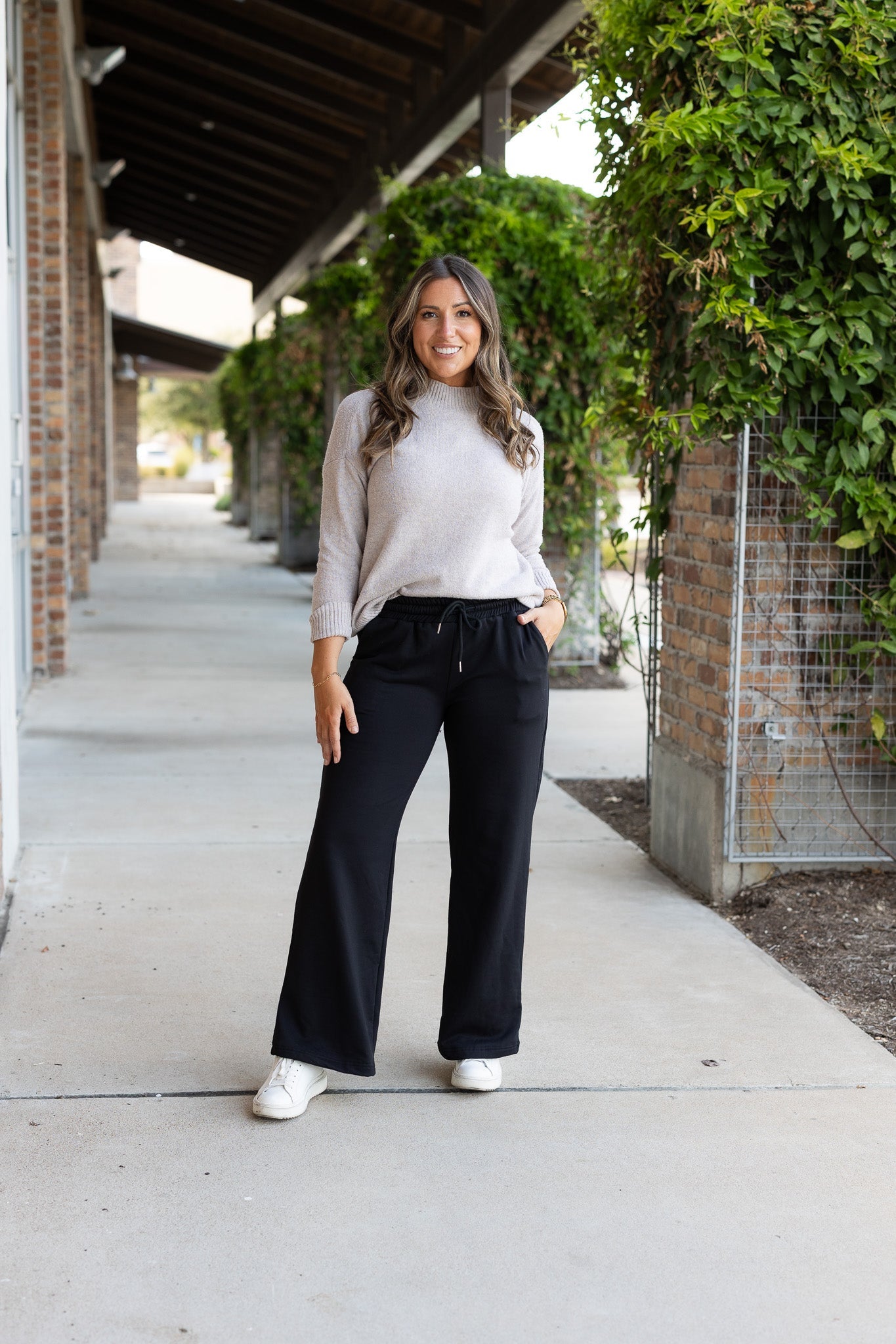 PreOrder | The Jenna - Comfy Wide Leg Fleece pants