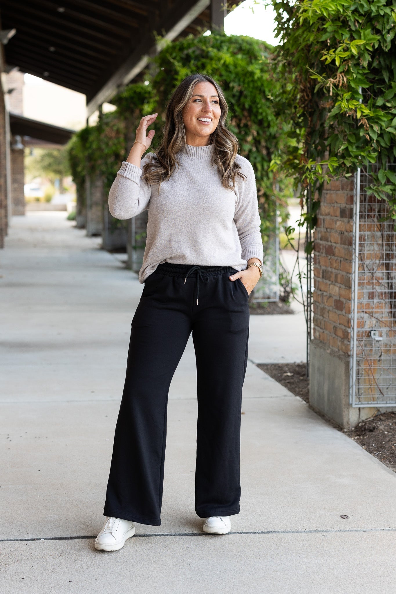 PreOrder | The Jenna - Comfy Wide Leg Fleece pants