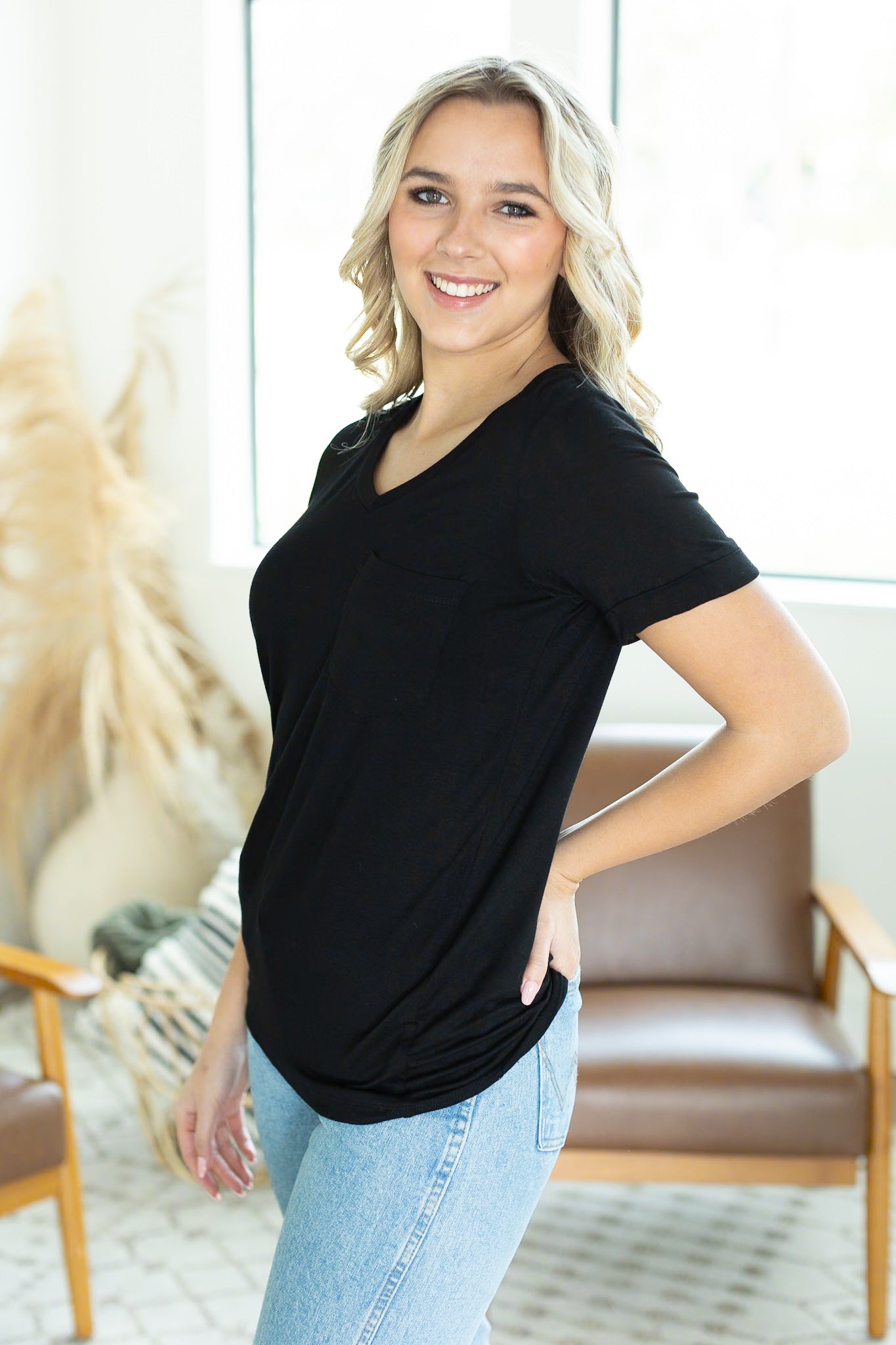 IN STOCK Sophie Pocket Tee - Black | Women's Short Sleeve