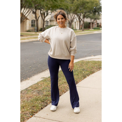 Full length navy bootcut leggings with side pockets Flattering women’s bootcut leggings in navy blue by Julia Rose