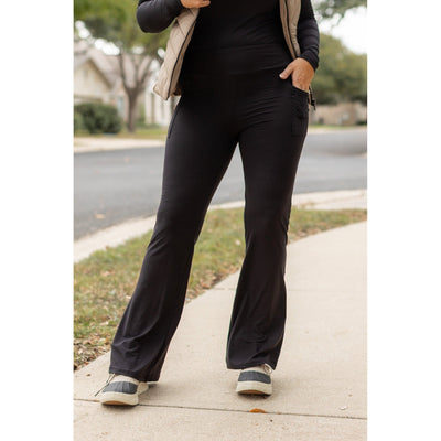 Ready to Ship | The Vanessa 30 - Black Bootcut Leggings