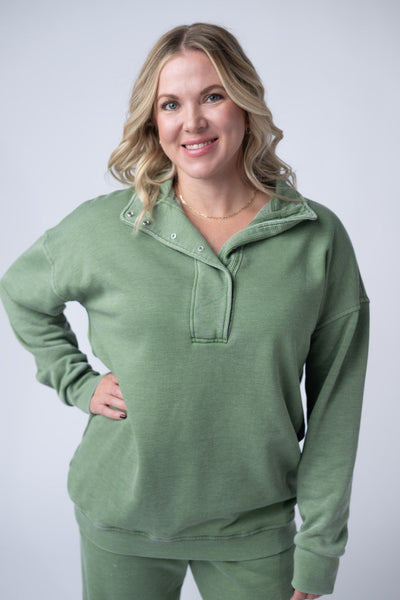 IN STOCK Jesse Vintage Wash Snap Pullover - Olive