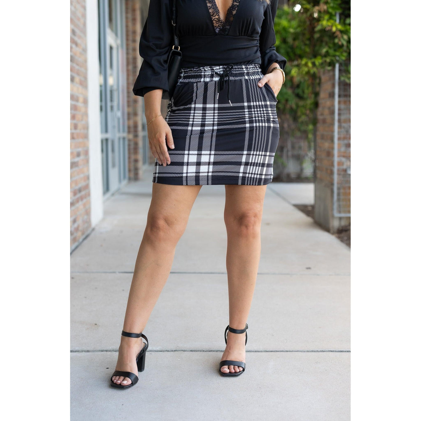 Ready to Ship  | The Amelia - Black And White Plaid Jogger Skirt